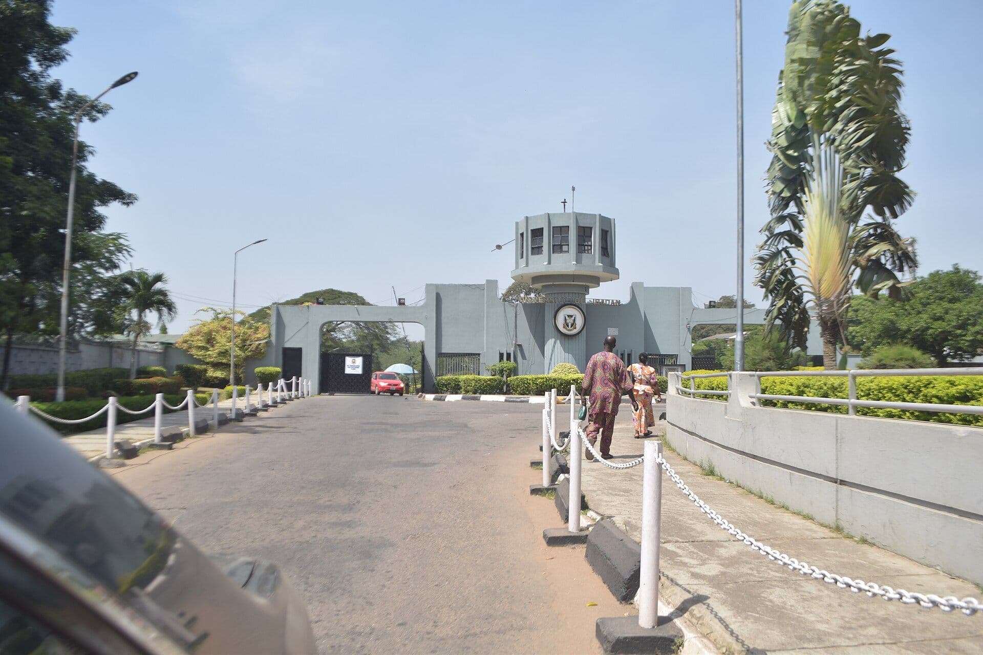 Main gate of the University of Ibadan at Agbowo